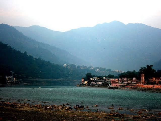 Triveni Ghat - Places to Visit in Rishikesh - Gola Holidays - Slide 1